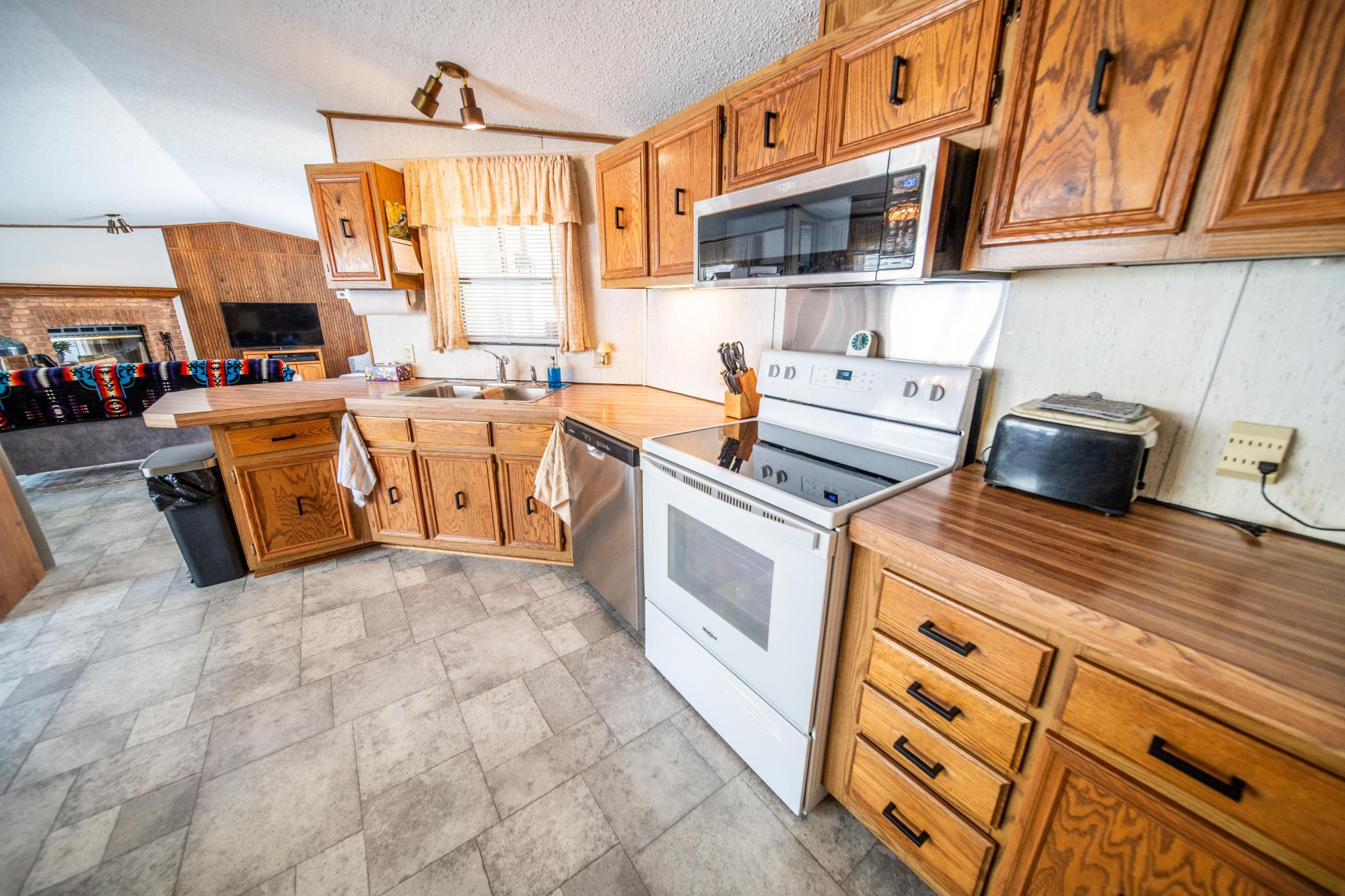 325 55th Street Northeast, Unit 43 Rochester, MN 55906 - Photo 6 of 35