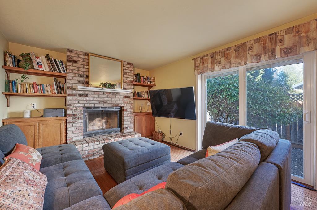 1905 Belair Way Santa Rosa, CA 95403 - Photo 11 of 27