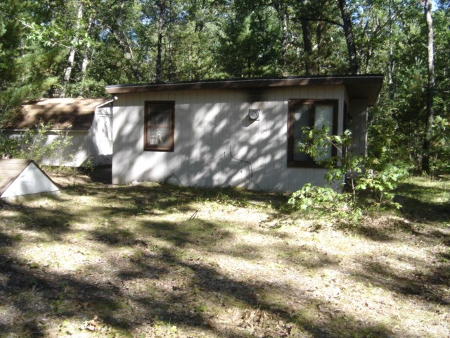 5808 Esmond Road Hale, MI 48739 - Photo 3 of 13 1807457-2.JPG