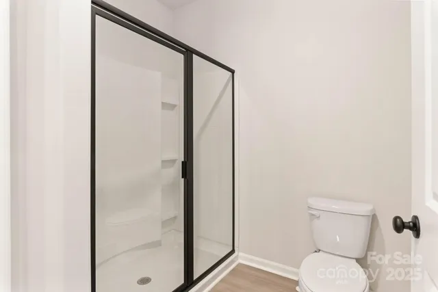 a bathroom with a toilet