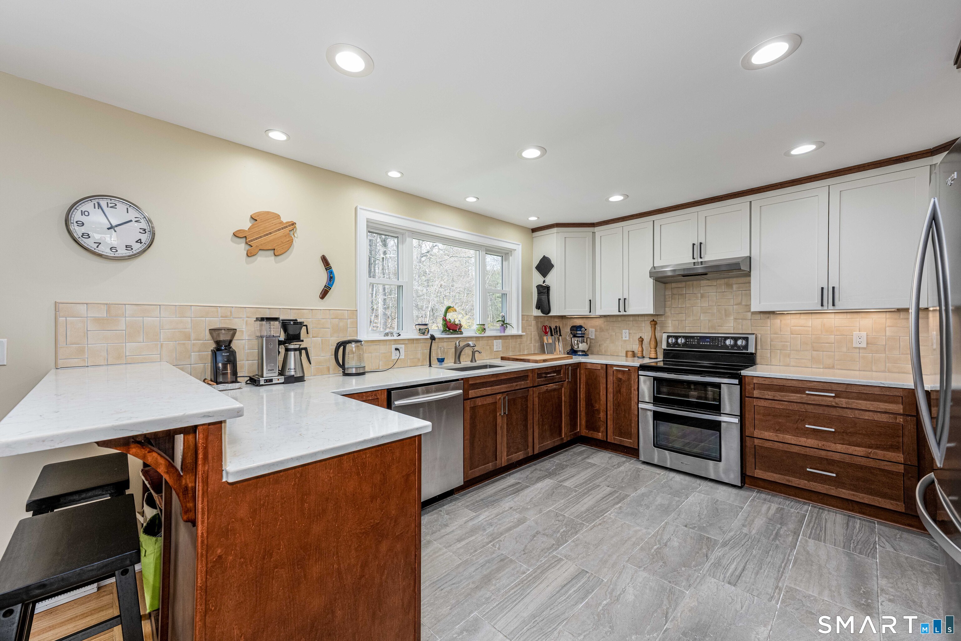 45 Booth Terrace Hamden, CT 06518 - Photo 14 of 39