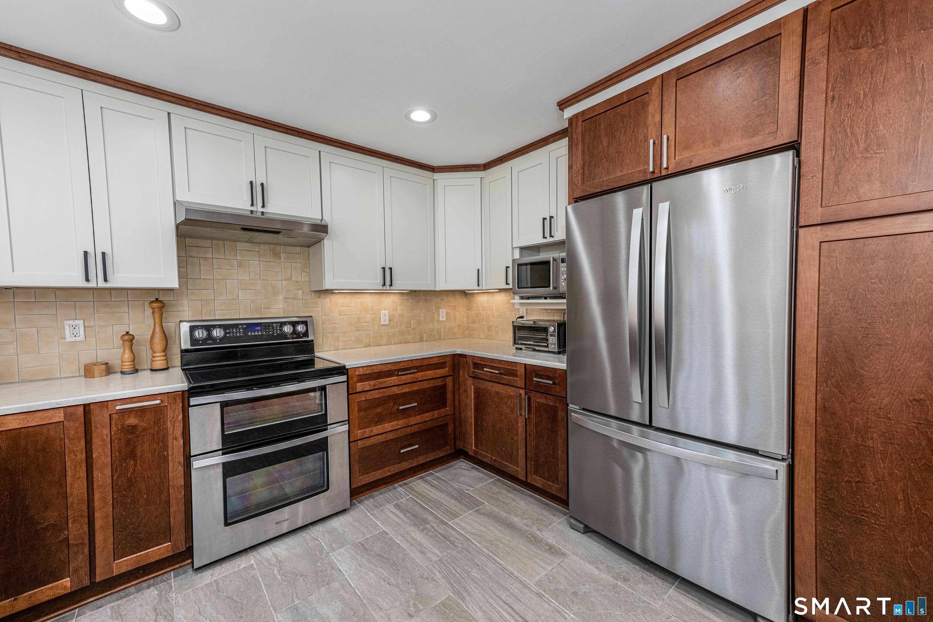 45 Booth Terrace Hamden, CT 06518 - Photo 18 of 39