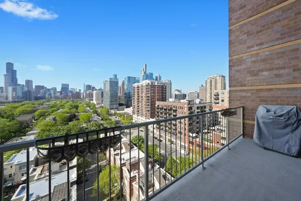 $3,800 | 1530 South State Street, Unit 1009, Chicago, IL 60605