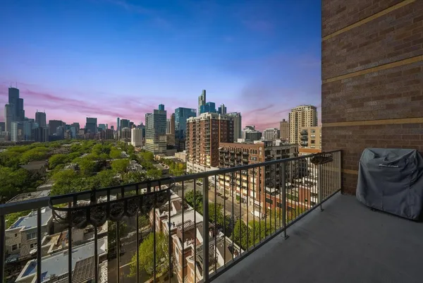 $3,800 | 1530 South State Street, Unit 1009, Chicago, IL 60605