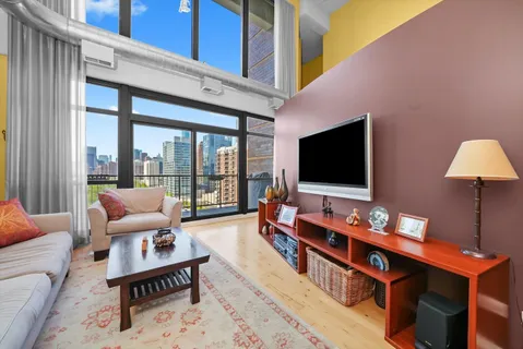 $3,800 | 1530 South State Street, Unit 1009, Chicago, IL 60605