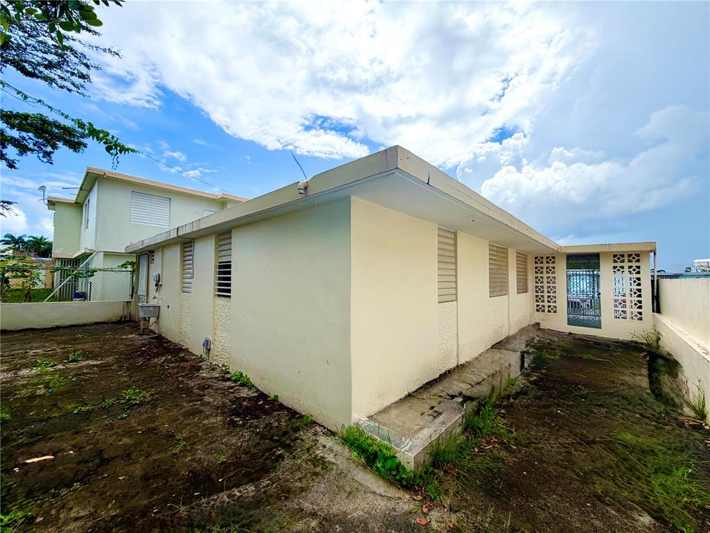 10 Flambon Gardens, Unit R17 Bayamon, PR 00959 - Photo 13 of 20