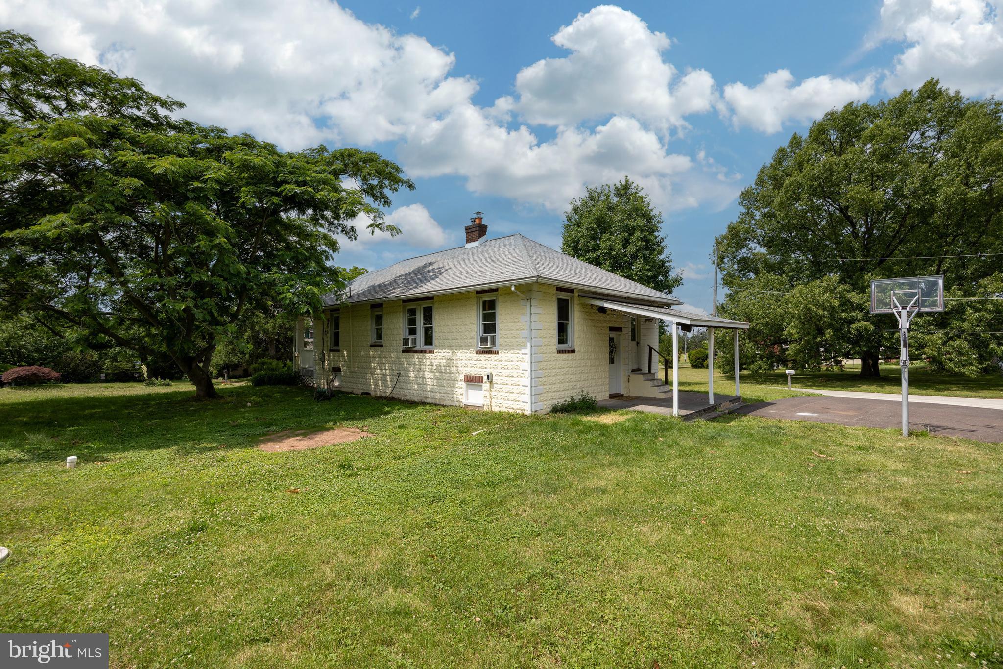 355 East Linfield Trappe Road Royersford, PA 19468 - Photo 36 of 37