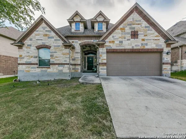 $3,200 | 912 Resaca, Cibolo, TX 78108