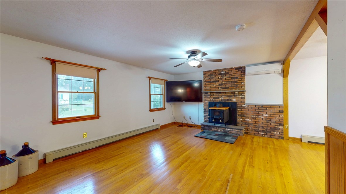 5 Jana Road Westerly, RI 02891 - Photo 5 of 33 Gallery Image 5