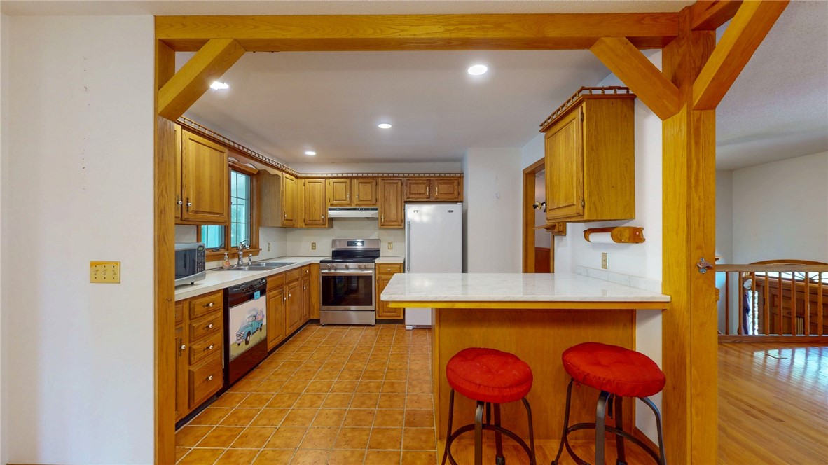 5 Jana Road Westerly, RI 02891 - Photo 7 of 33 Gallery Image 7
