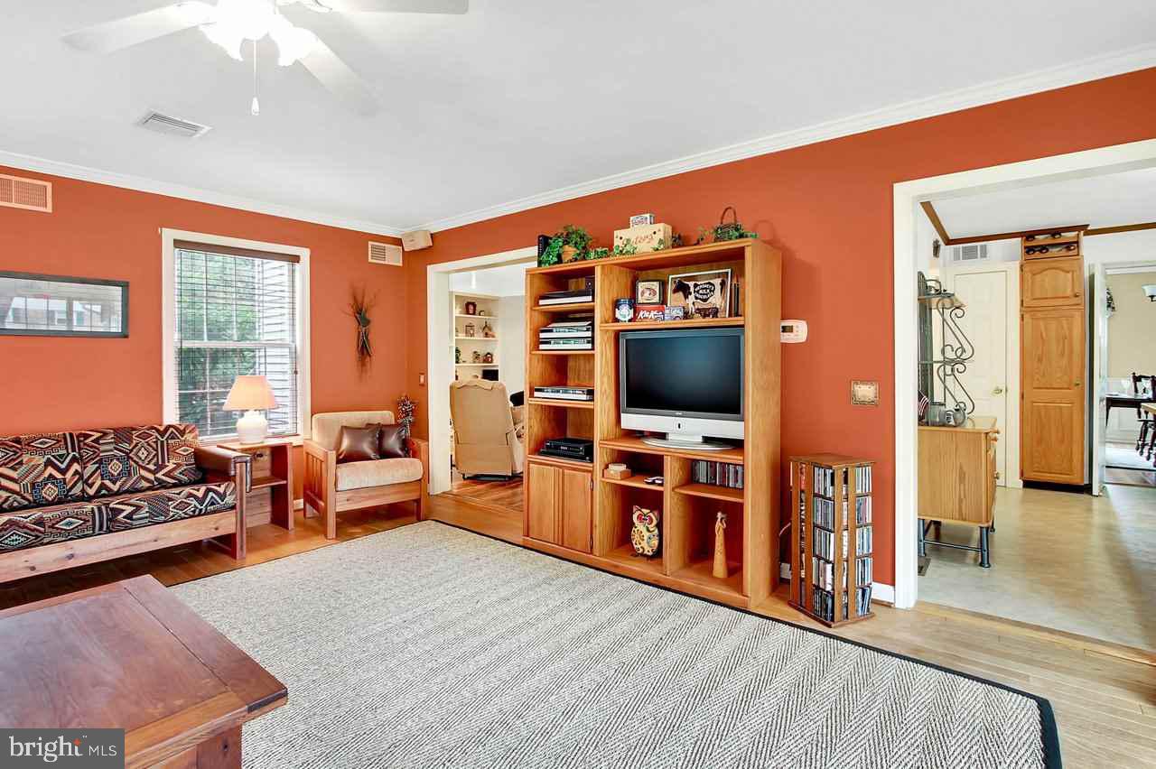 10 Harvey Road Hershey, PA 17033 - Photo 8 of 25 Gallery Image 8