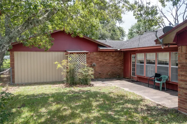 $249,900 | 270 Bode Street, El Campo, TX 77437