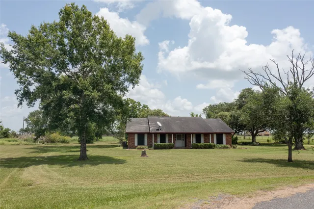 $249,900 | 270 Bode Street, El Campo, TX 77437