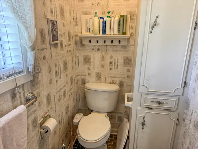 $249,900 | 270 Bode Street, El Campo, TX 77437