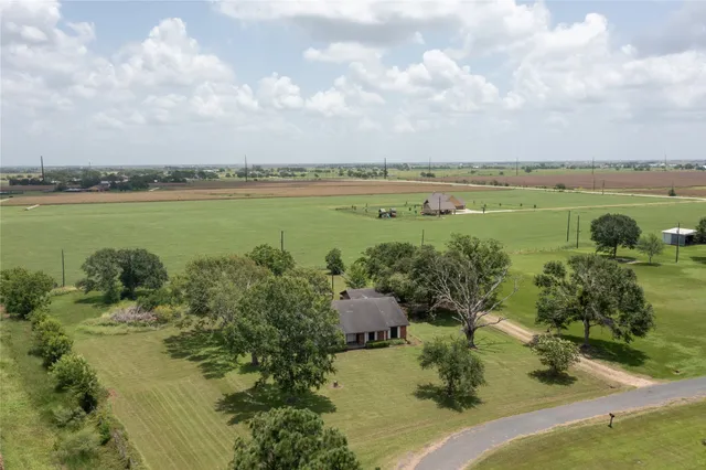 $249,900 | 270 Bode Street, El Campo, TX 77437
