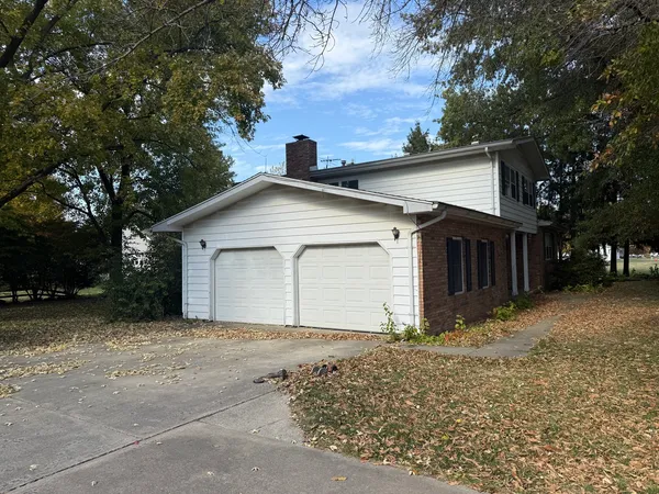 a view of backyard of house