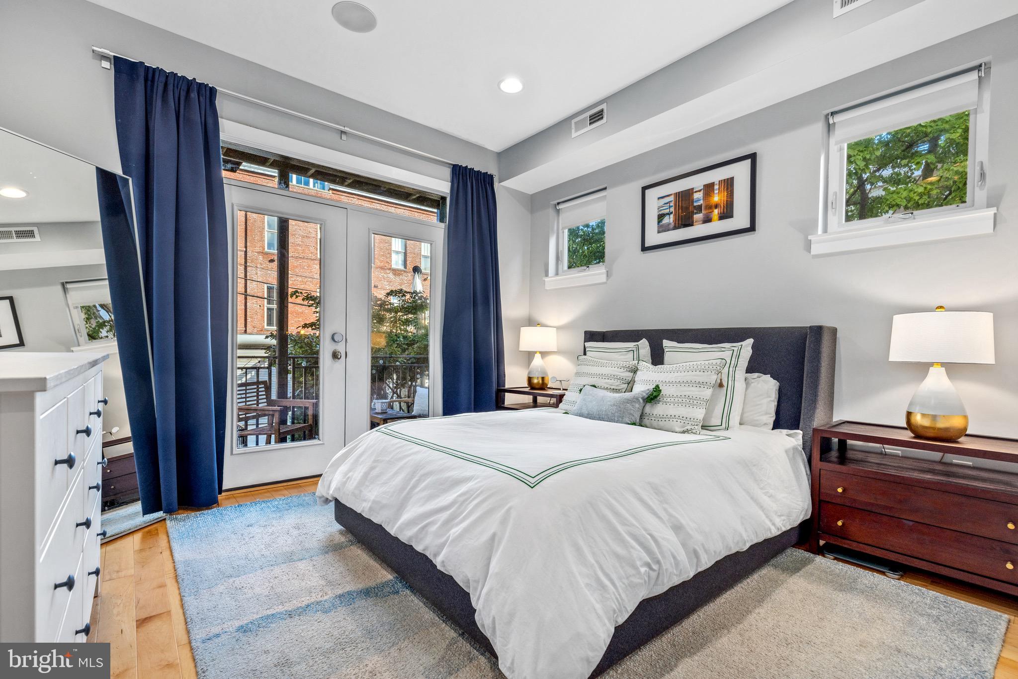 2435 Ontario Road Northwest, Unit 3 Washington, DC 20009 - Photo 9 of 20 Primary Suite