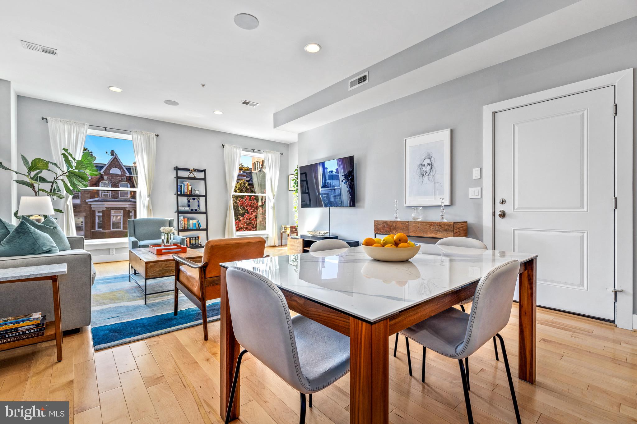 2435 Ontario Road Northwest, Unit 3 Washington, DC 20009 - Photo 4 of 20 Entry into light and bright living space