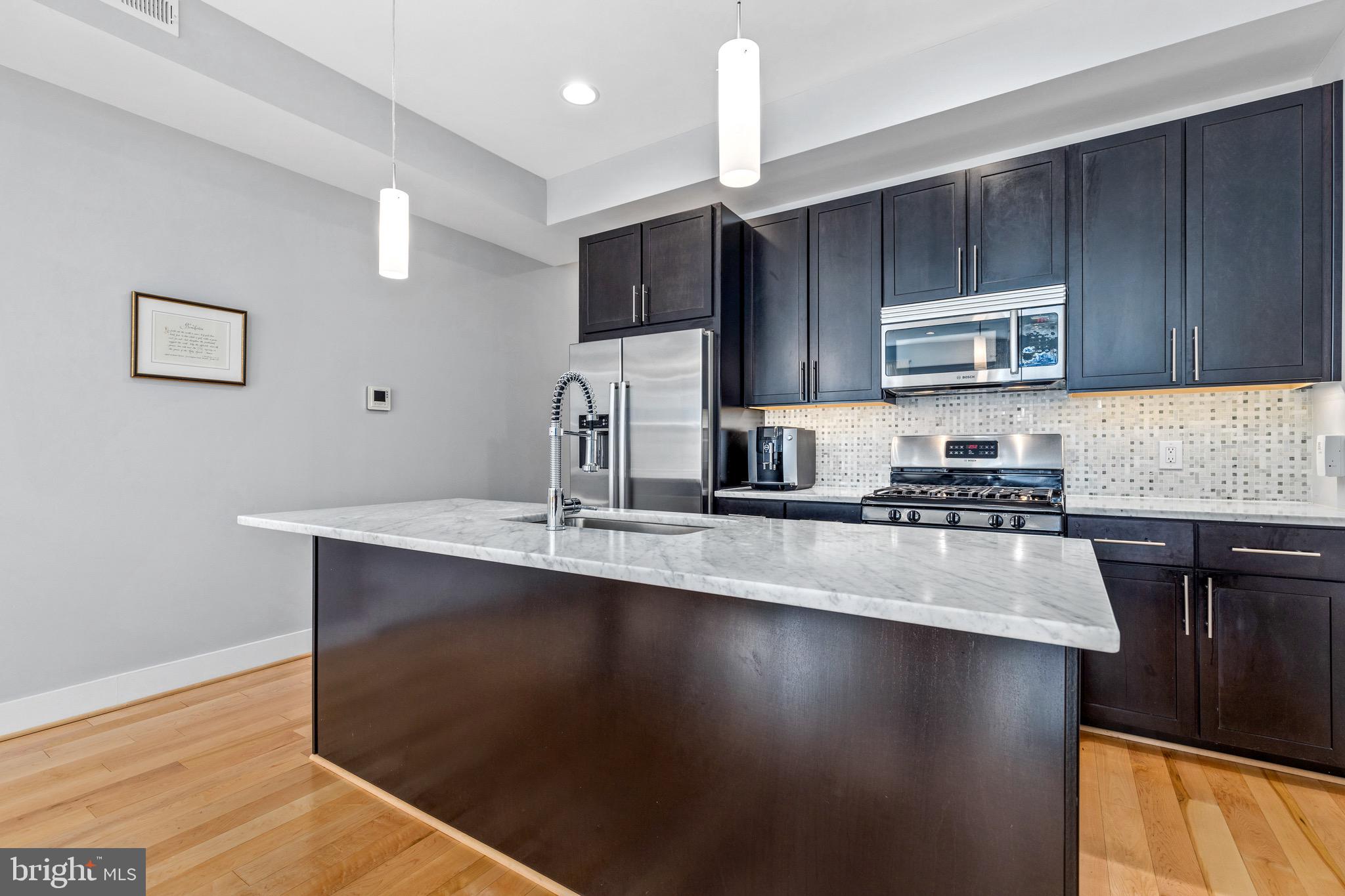2435 Ontario Road Northwest, Unit 3 Washington, DC 20009 - Photo 6 of 20 Eat-in kitchen