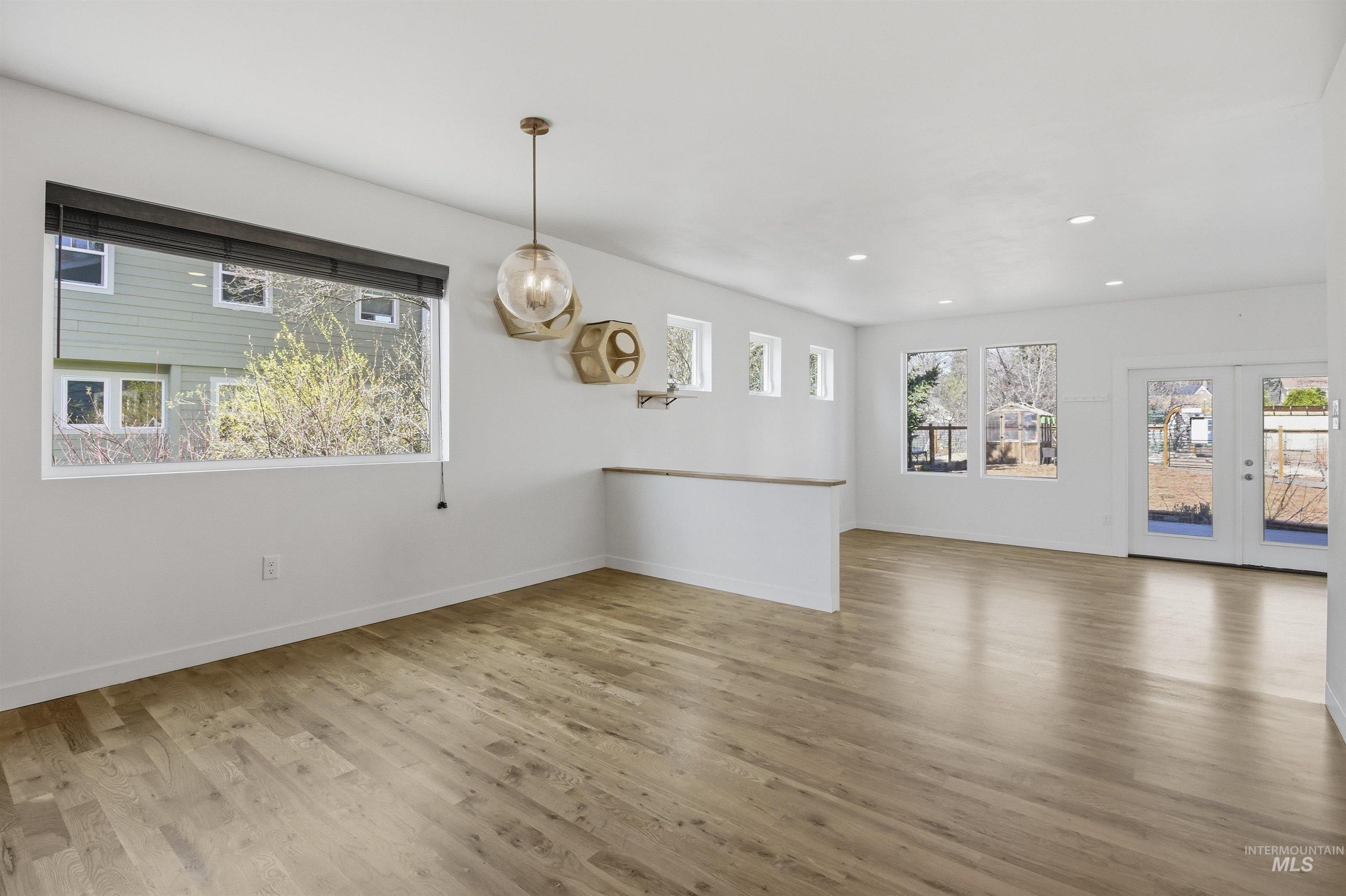 856 East 8th Street Moscow, ID 83843 - Photo 5 of 50