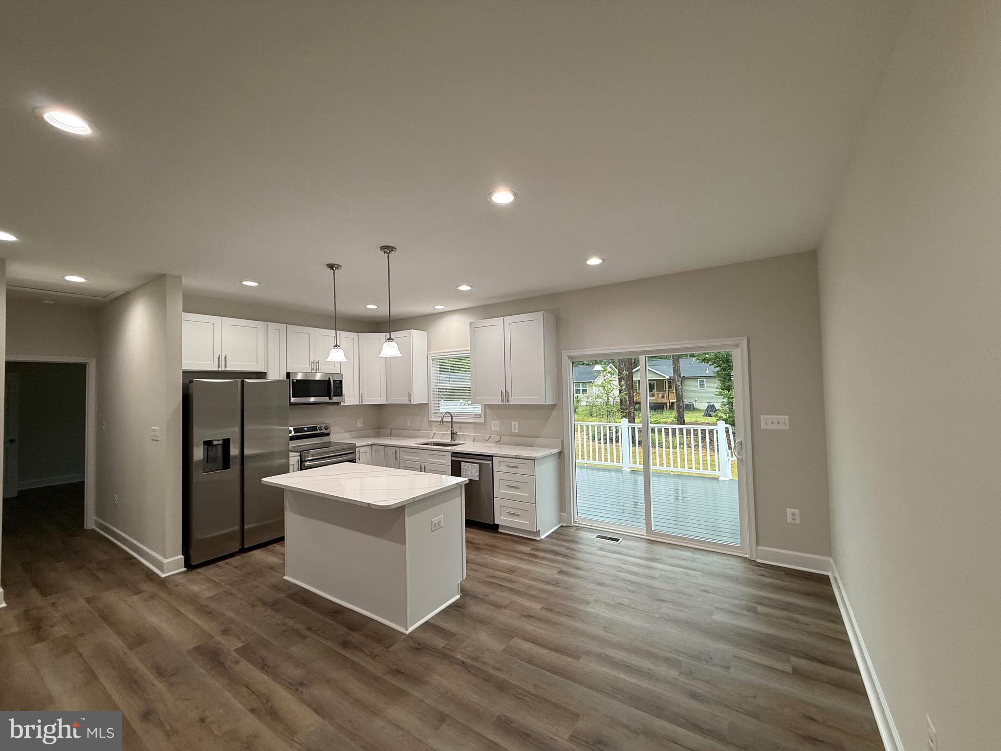 249 Wildwood Road Colonial Beach, VA 22443 - Photo 3 of 46