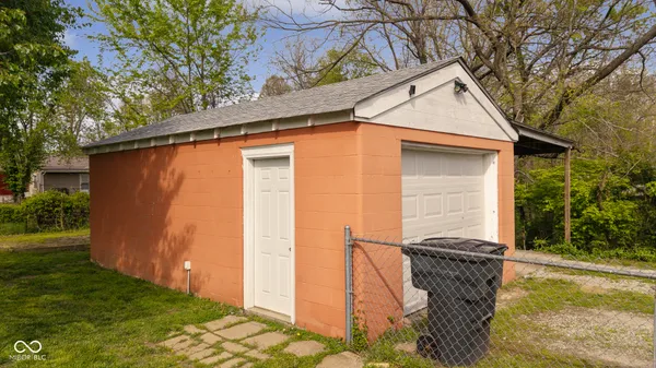 $187,000 | 2408 Jollissaint Avenue, New Albany, IN 47150