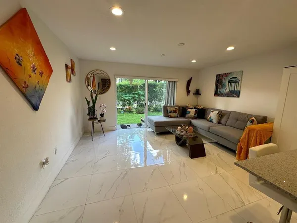 $3,200 | 3052 Southwest 129th Terrace, Unit 114, Miramar, FL 33027