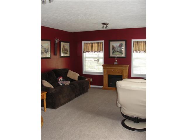 5134 Hawk Road Mechanicsburg, OH 43044 - Photo 2 of 11