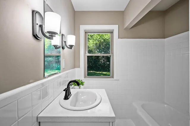 $410,000 | 7907 West 25th Street, St. Louis Park, MN 55426