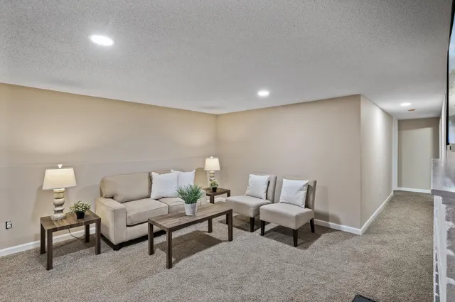 $410,000 | 7907 West 25th Street, St. Louis Park, MN 55426