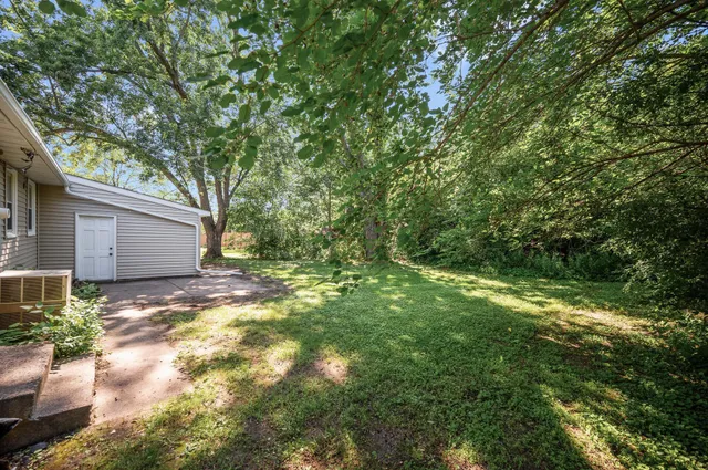 $410,000 | 7907 West 25th Street, St. Louis Park, MN 55426