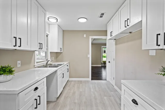 $410,000 | 7907 West 25th Street, St. Louis Park, MN 55426