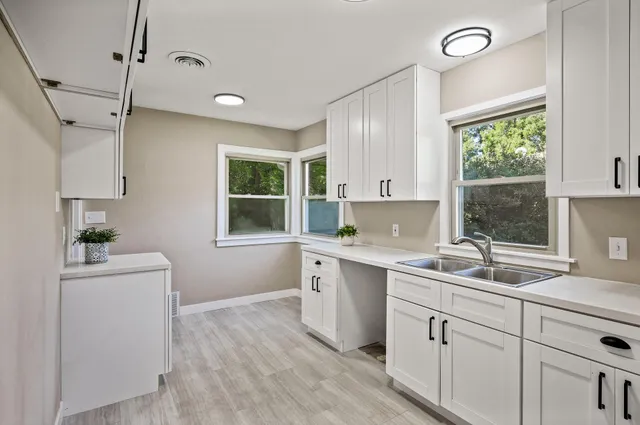 $410,000 | 7907 West 25th Street, St. Louis Park, MN 55426