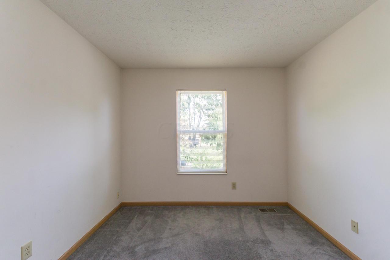 2204 Margo Road Columbus, OH 43229 - Photo 32 of 49 Gallery Image 32