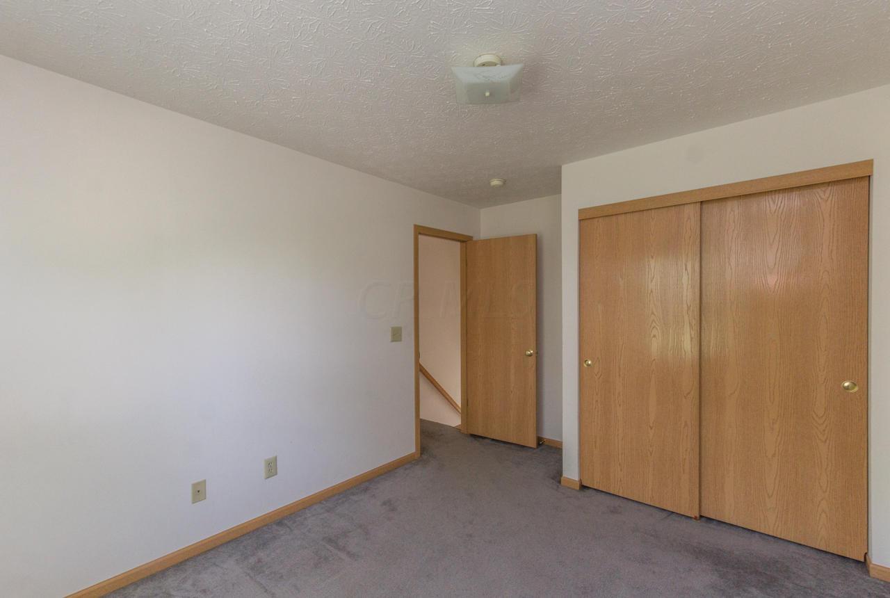 2204 Margo Road Columbus, OH 43229 - Photo 34 of 49 Gallery Image 34