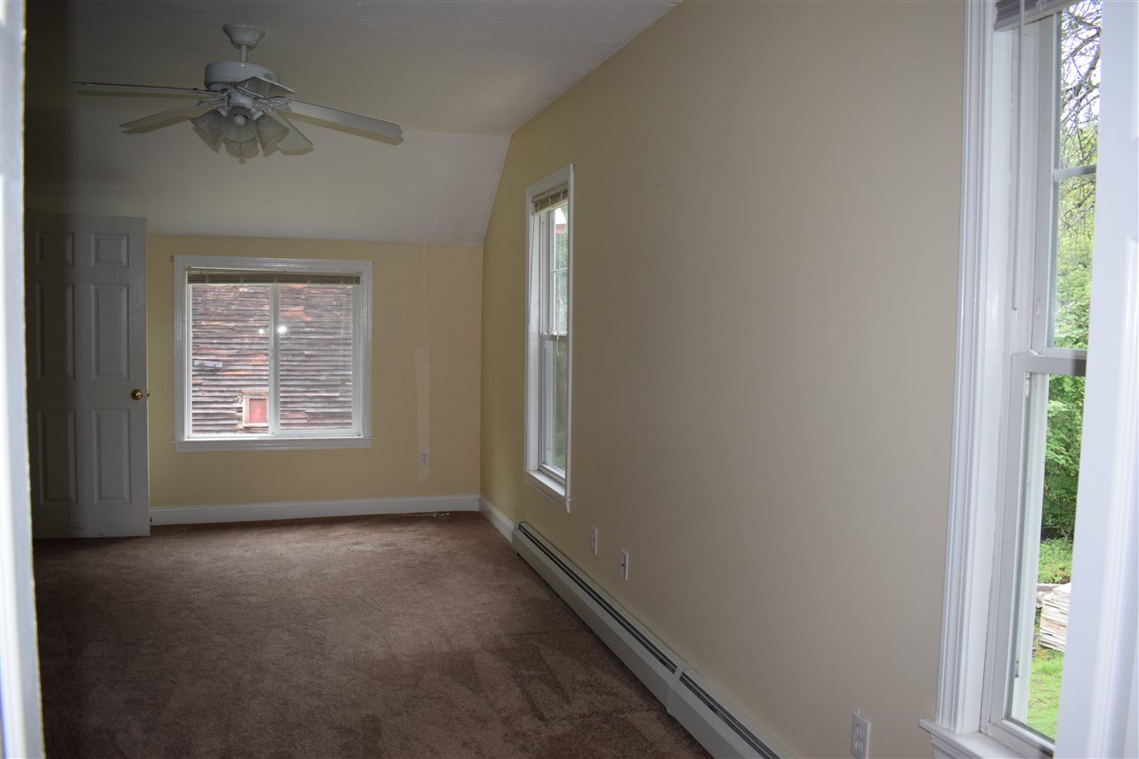 23 Western Avenue Rochester, NH 03867 - Photo 12 of 28