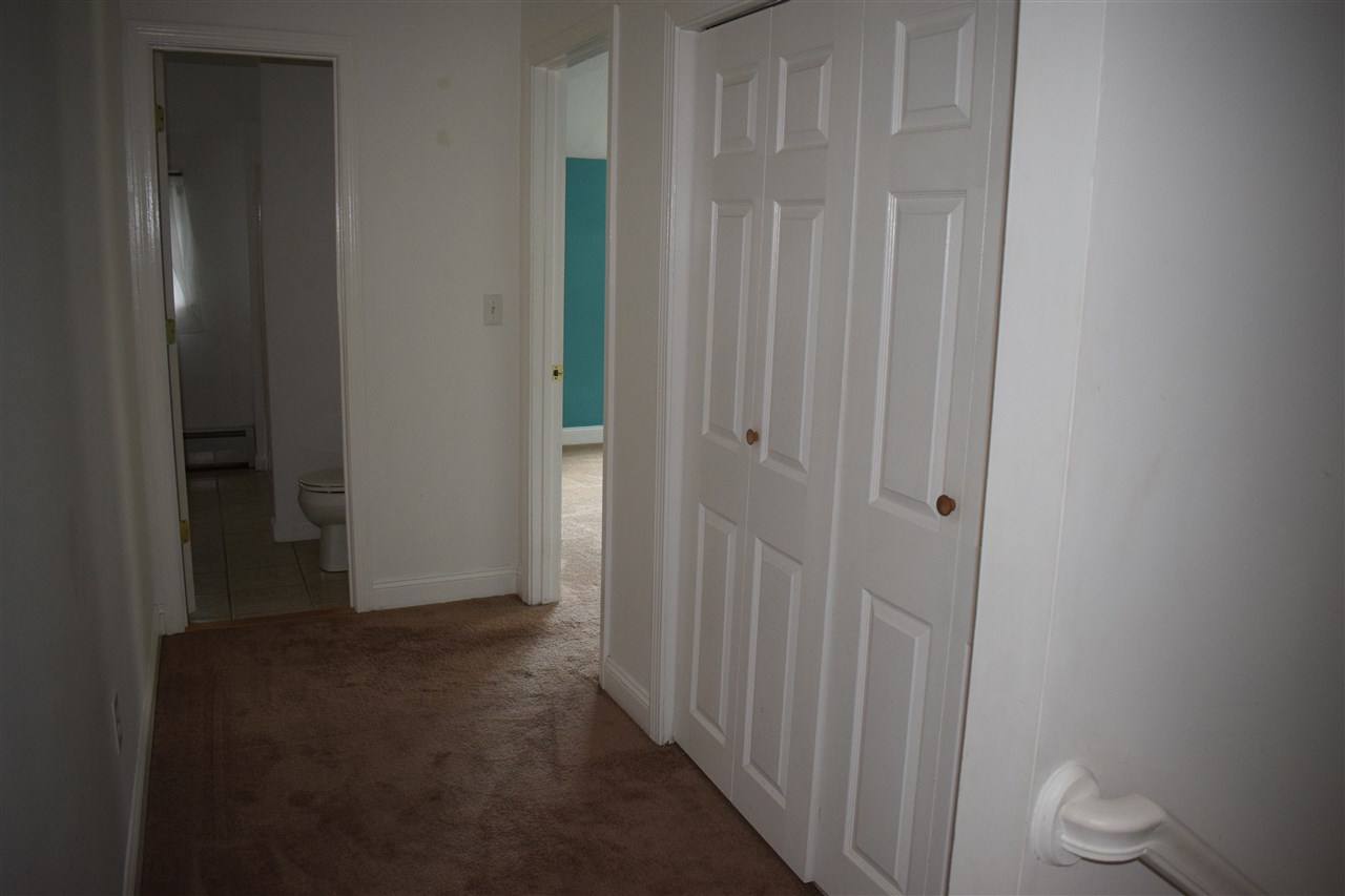 23 Western Avenue Rochester, NH 03867 - Photo 16 of 28