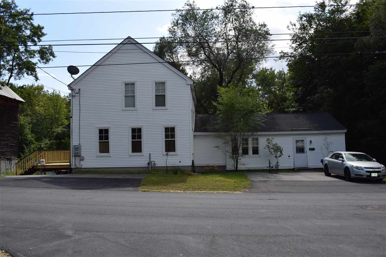 23 Western Avenue Rochester, NH 03867 - Photo 3 of 28