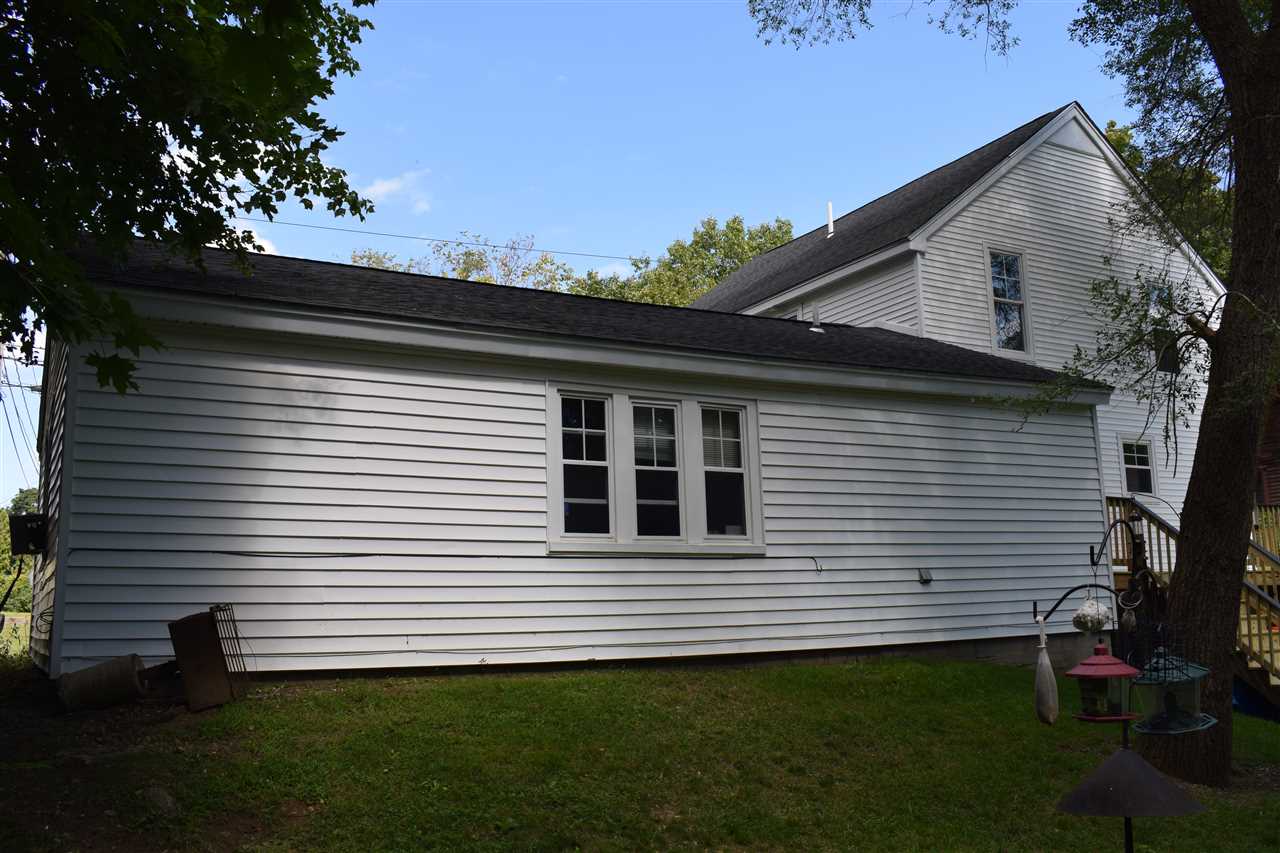 23 Western Avenue Rochester, NH 03867 - Photo 4 of 28