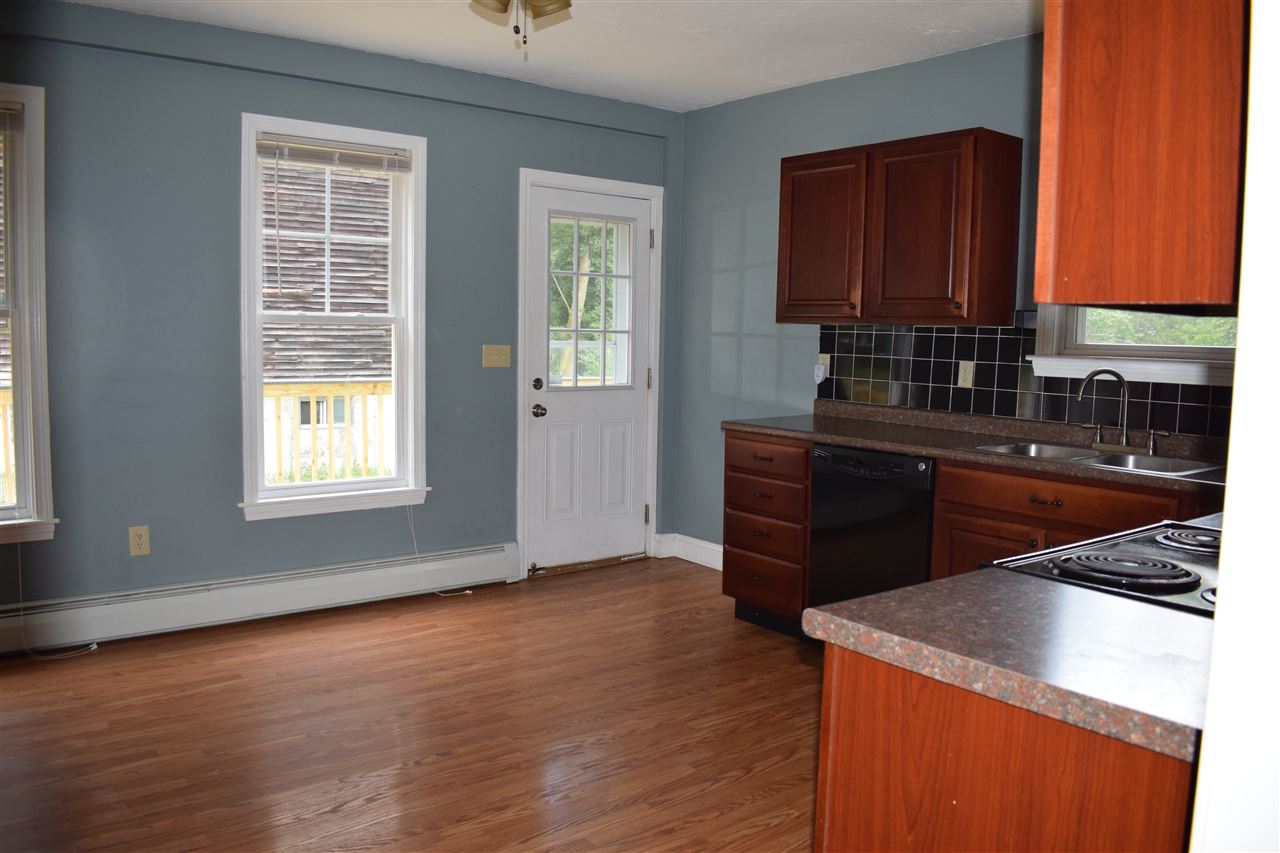 23 Western Avenue Rochester, NH 03867 - Photo 6 of 28