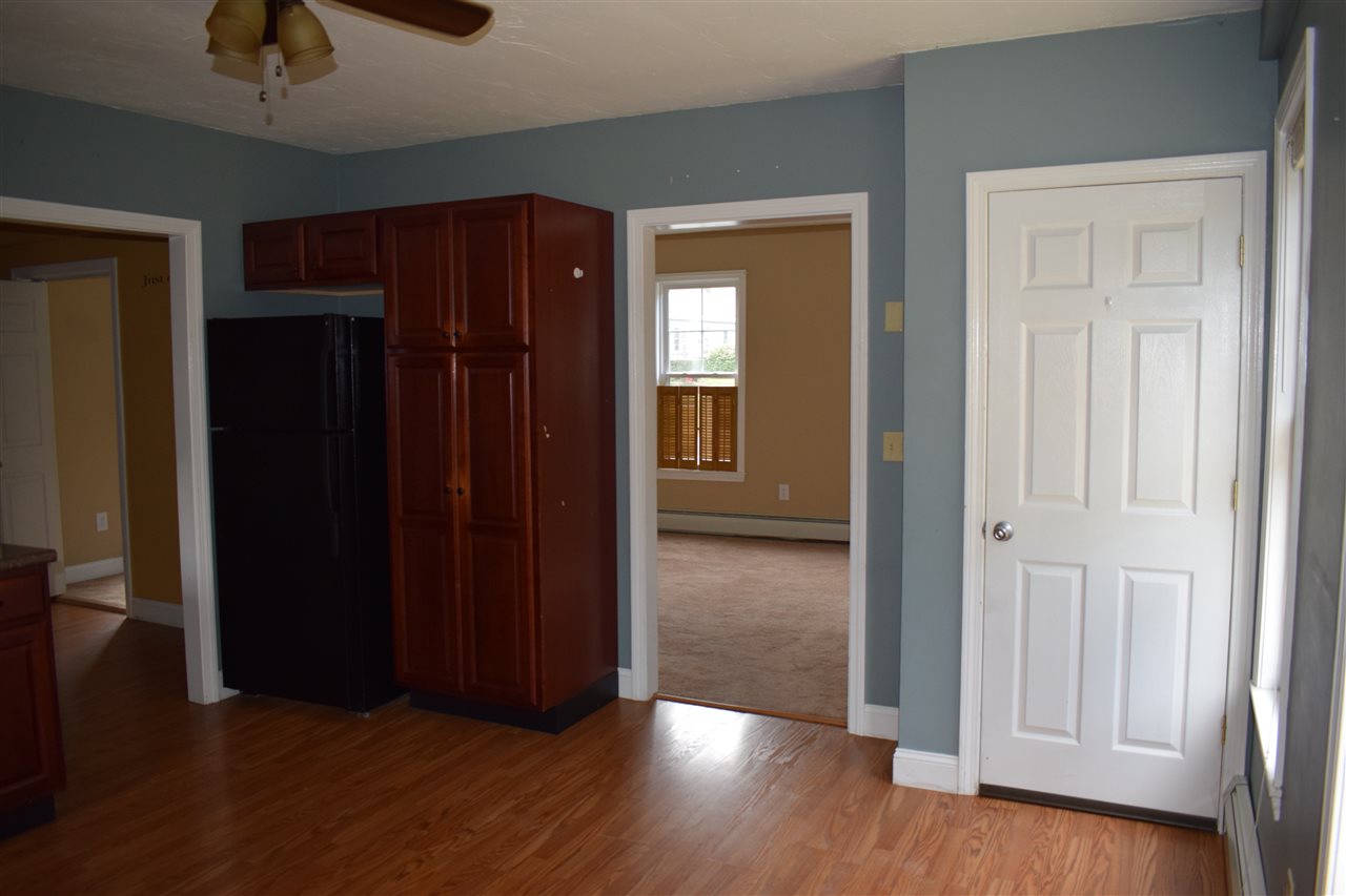23 Western Avenue Rochester, NH 03867 - Photo 7 of 28