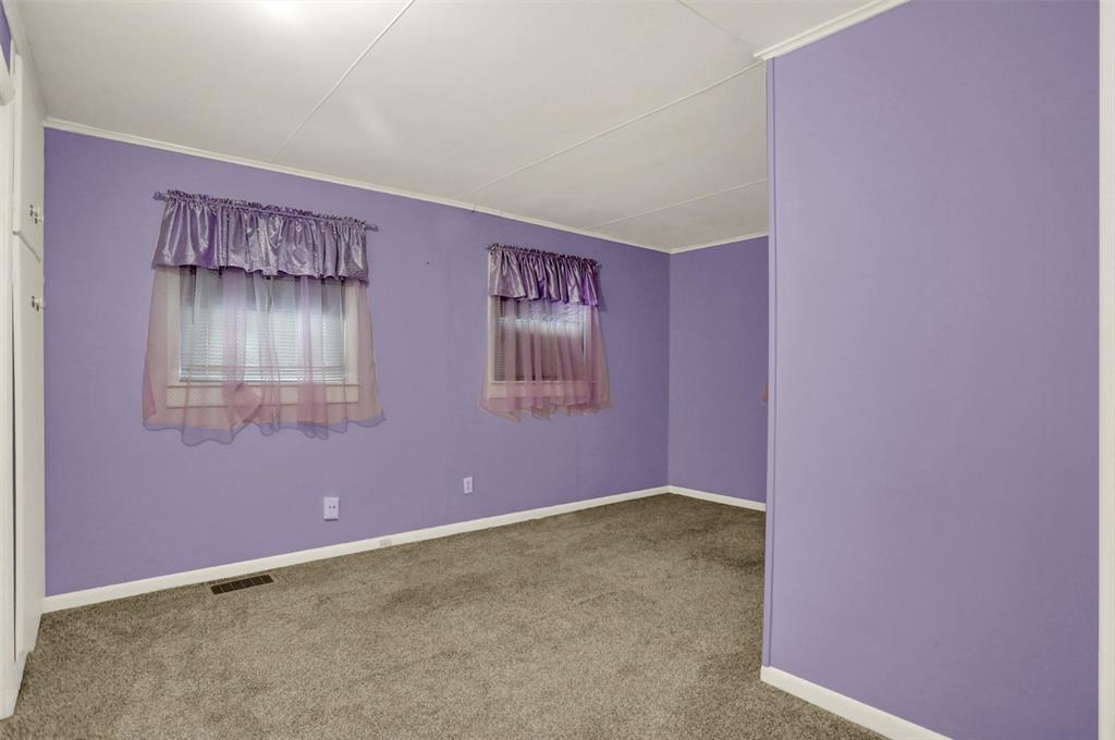 5610 Powell Road Indianapolis, IN 46221 - Photo 23 of 44 Gallery Image 23