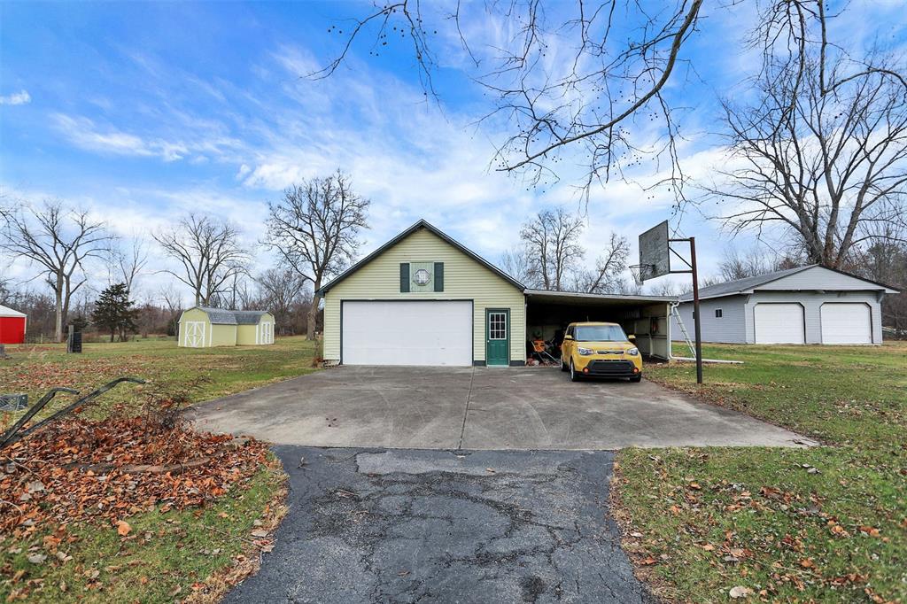 5610 Powell Road Indianapolis, IN 46221 - Photo 29 of 44 Gallery Image 29