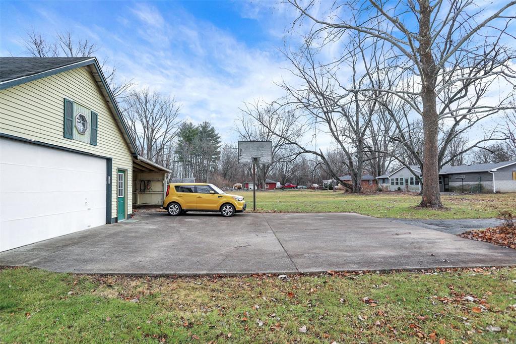 5610 Powell Road Indianapolis, IN 46221 - Photo 33 of 44 Gallery Image 33