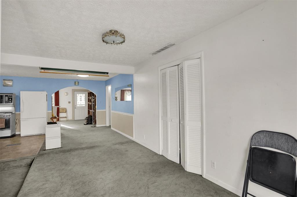 5610 Powell Road Indianapolis, IN 46221 - Photo 10 of 44 Gallery Image 10
