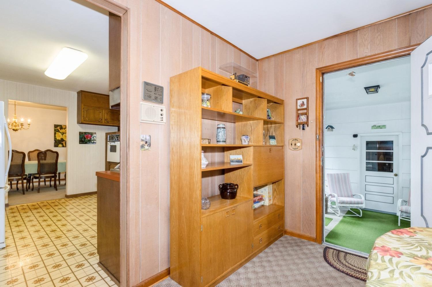 531 Ryders Lane East Brunswick, NJ 08816 - Photo 23 of 55