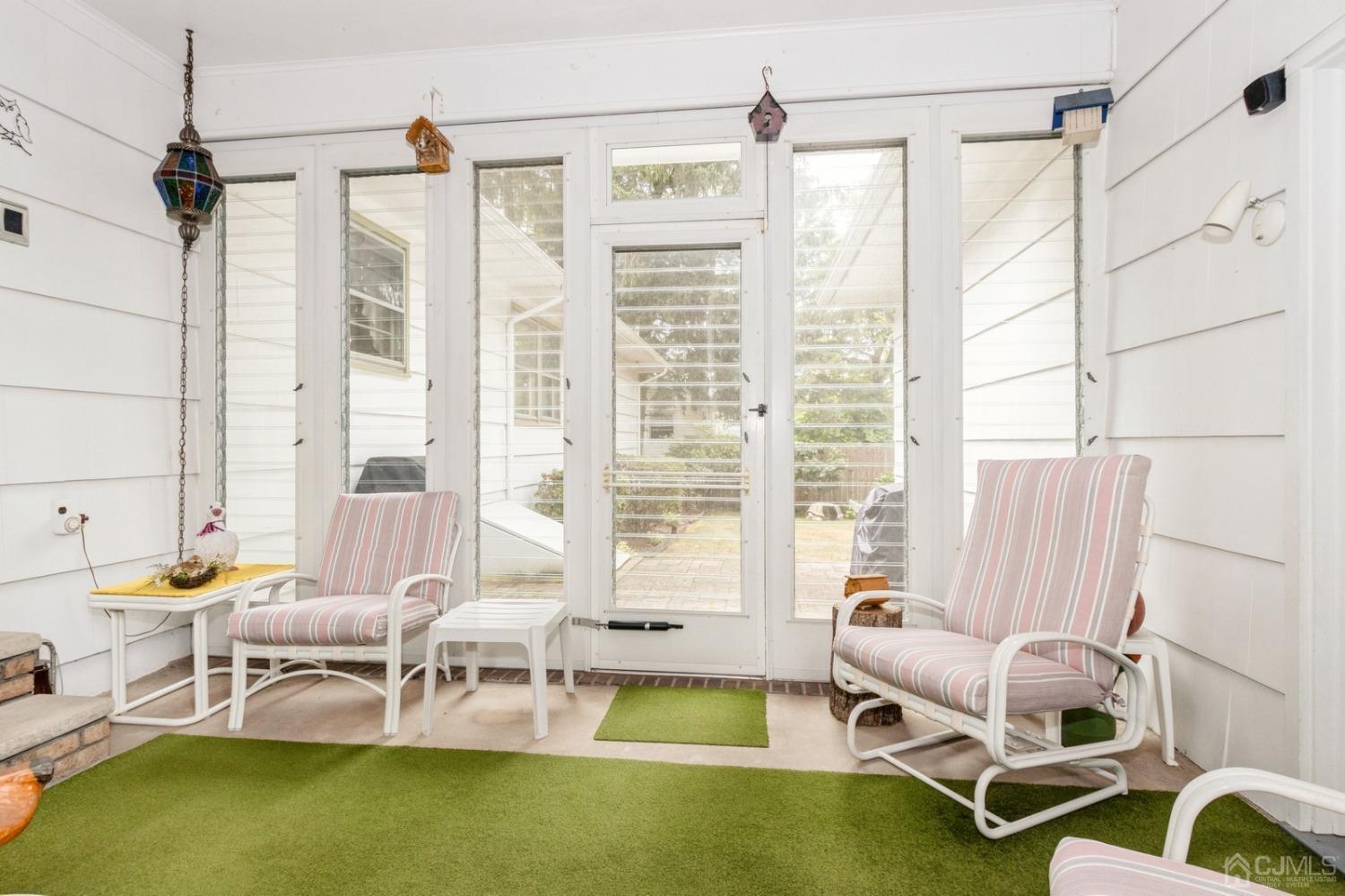 531 Ryders Lane East Brunswick, NJ 08816 - Photo 29 of 55