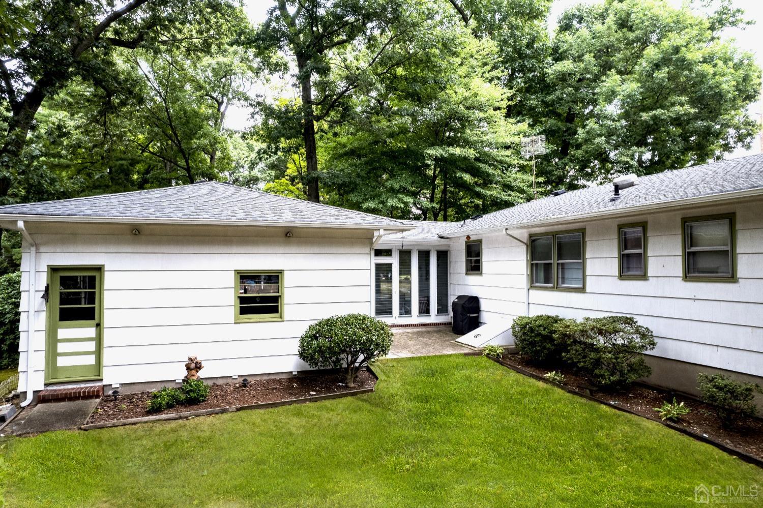 531 Ryders Lane East Brunswick, NJ 08816 - Photo 48 of 55
