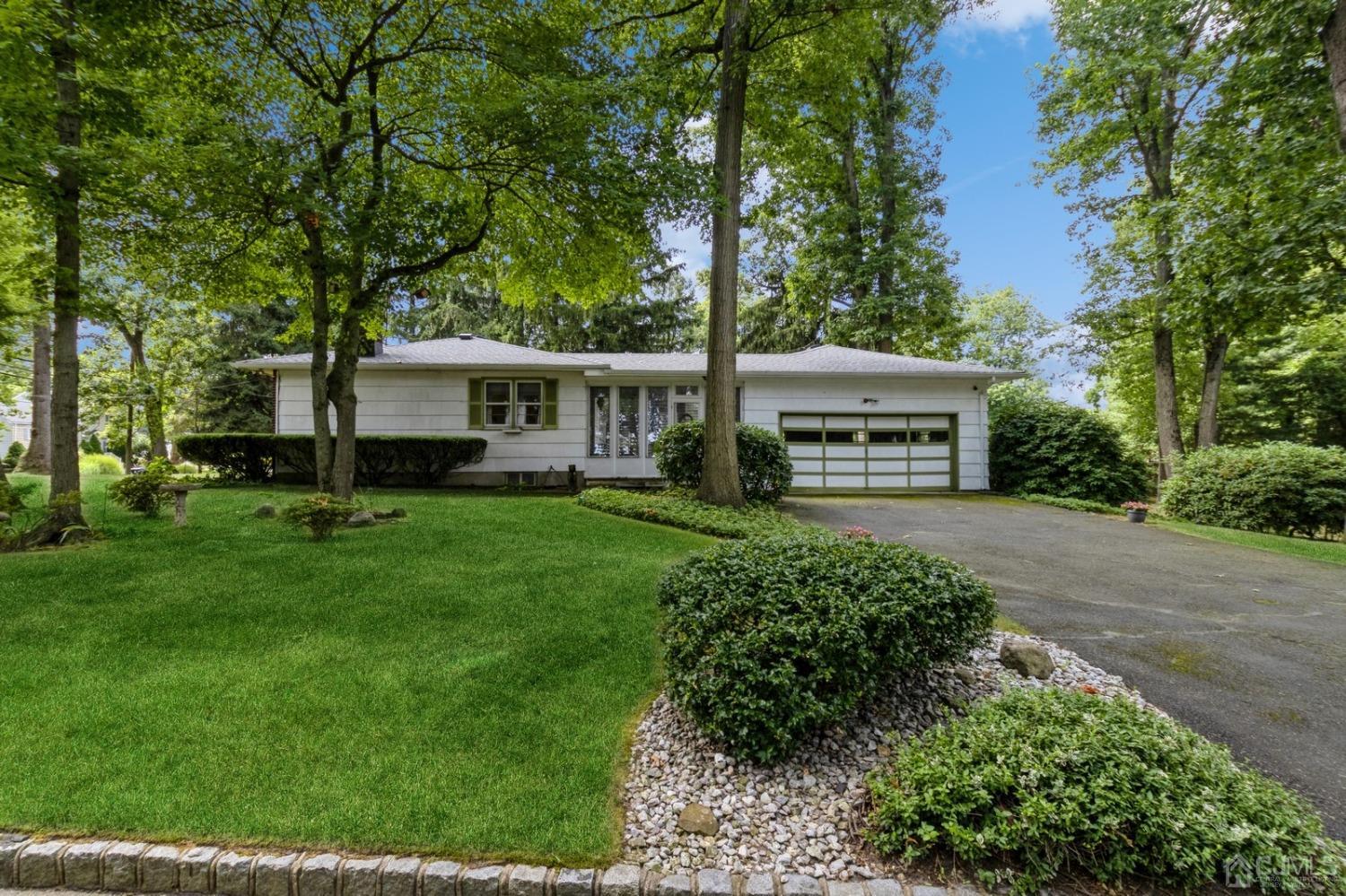 531 Ryders Lane East Brunswick, NJ 08816 - Photo 6 of 55