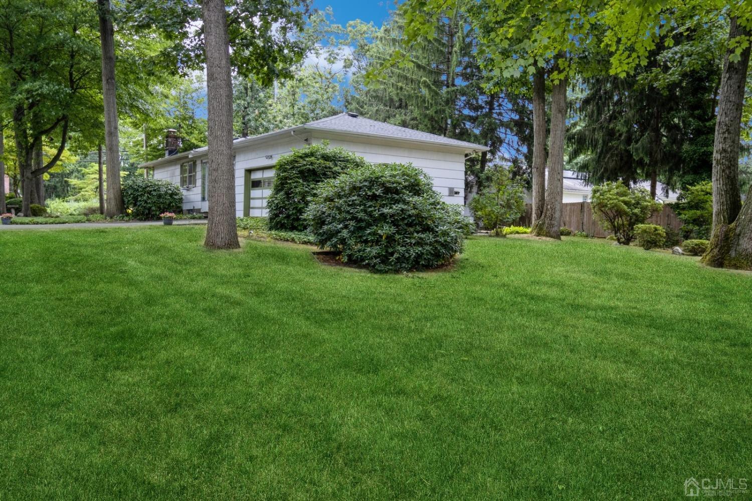 531 Ryders Lane East Brunswick, NJ 08816 - Photo 8 of 55